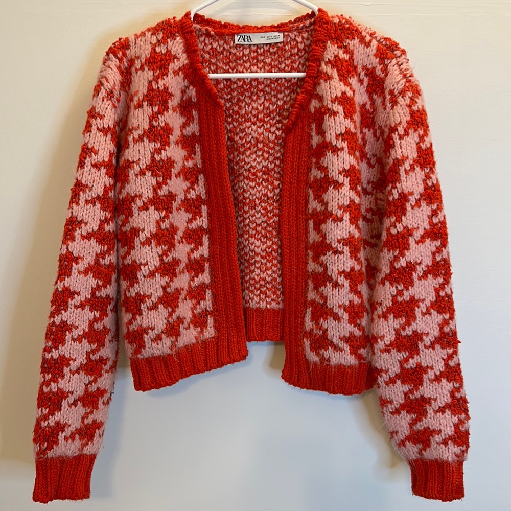Zara Red and Pink Houndstooth Open-Front Cardigan
